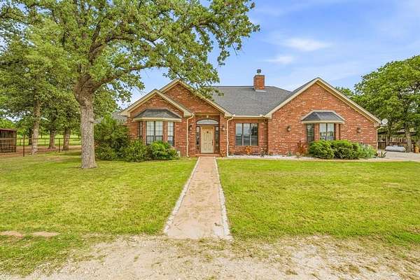 13.7 Acres of Land with Home for Sale in Bluff Dale, Texas