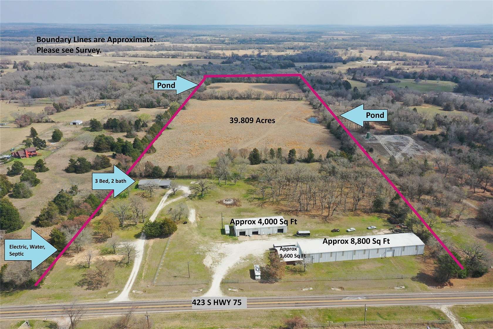 39.8 Acres of Mixed-Use Land for Sale in Fairfield, Texas
