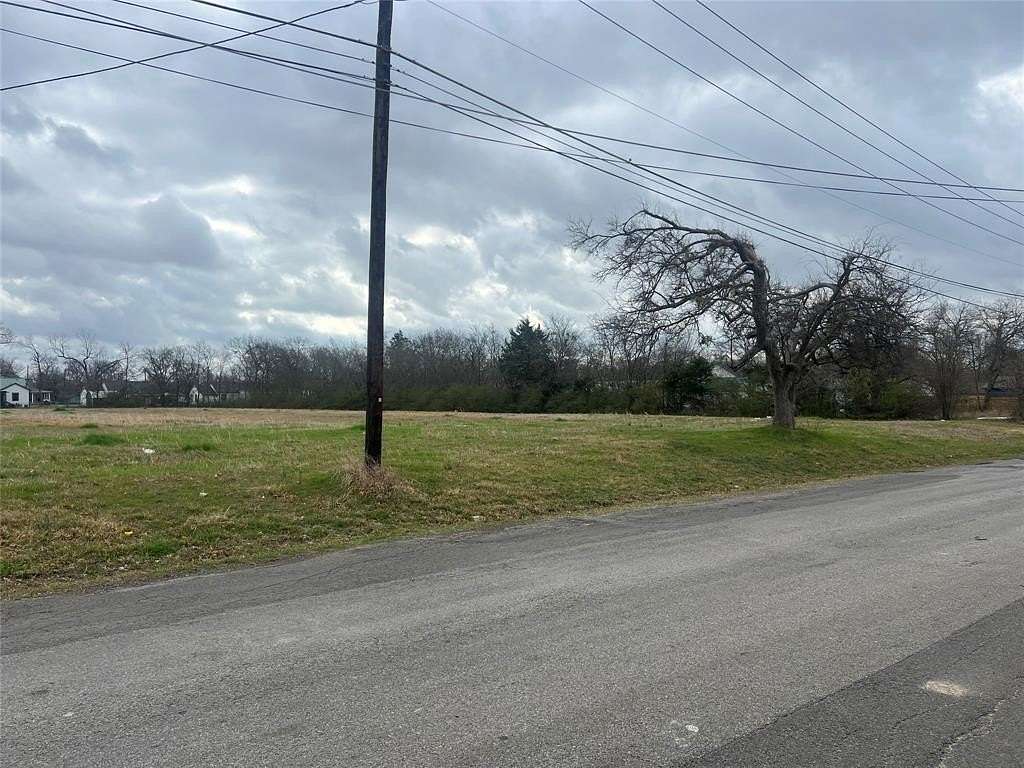 3 Acres of Land for Sale in Bonham, Texas