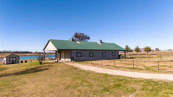 4.79 Acres of Land with Home for Sale in Rockwall, Texas