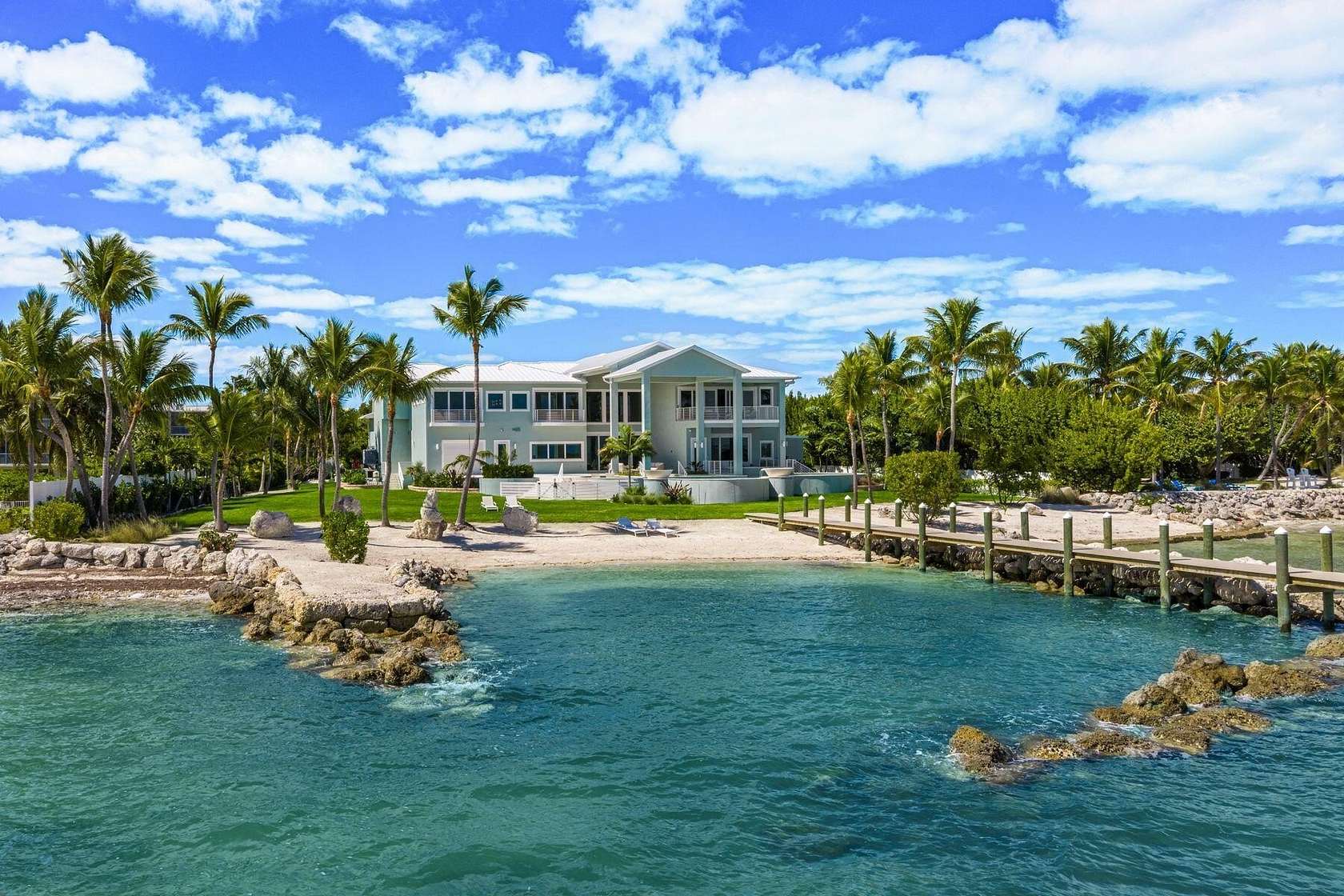 2 Acres of Land with Home for Sale in Plantation Key, Florida