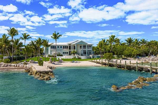 2 Acres of Land with Home for Sale in Plantation Key, Florida