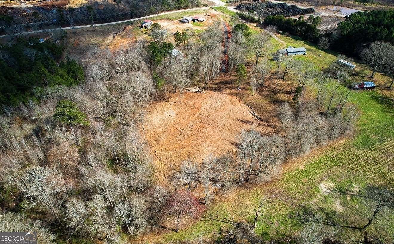 5 Acres of Residential Land for Sale in Barnesville, Georgia
