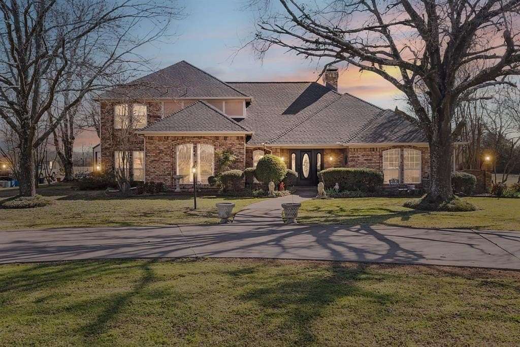 5 Acres of Land with Home for Sale in Sulphur Springs, Texas