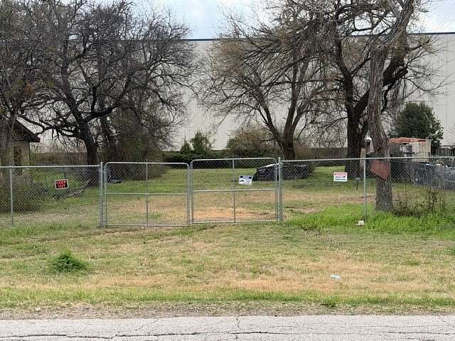 0.2 Acres of Commercial Land for Sale in Lancaster, Texas