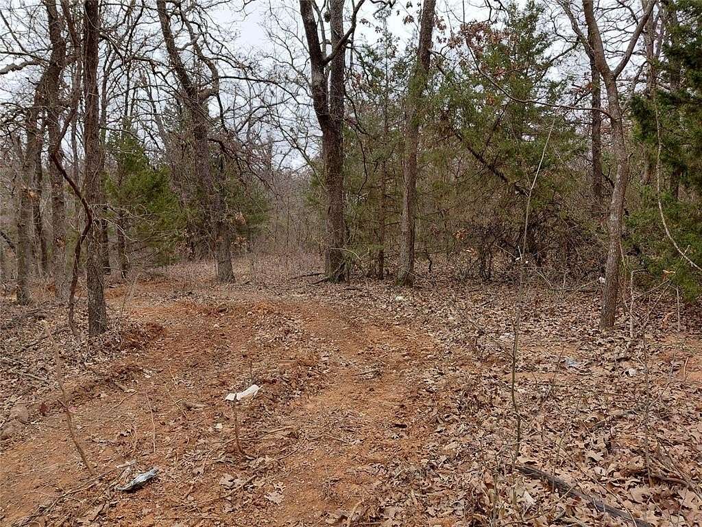 1.35 Acres of Residential Land for Sale in Guthrie, Oklahoma
