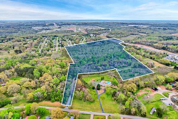 36 Acres of Land for Sale in Jackson, Tennessee