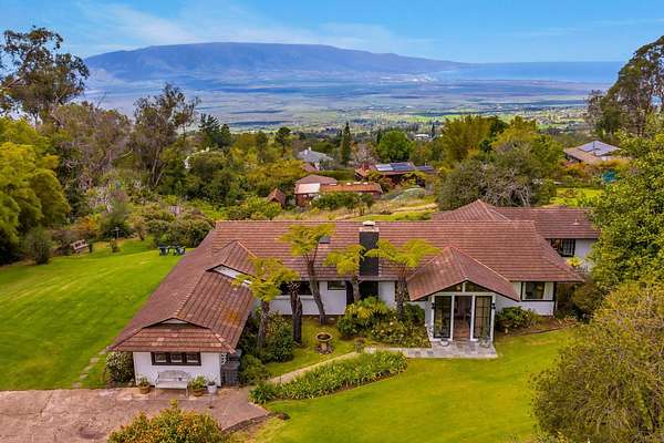 1.71 Acres of Land with Home for Sale in Kula, Hawaii