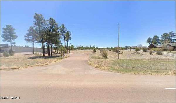 1 Acre of Commercial Land for Sale in Overgaard, Arizona