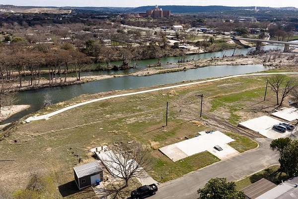 1.1 Acres of Residential Land for Sale in Kerrville, Texas