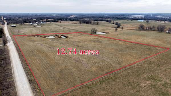 12.7 Acres of Land for Sale in Melbourne, Arkansas