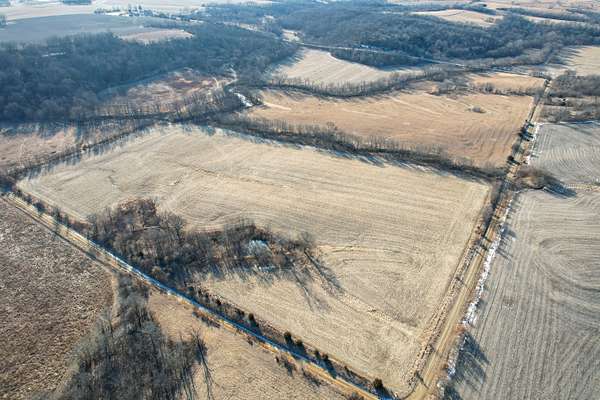 22 Acres of Agricultural Land for Sale in Eddyville, Iowa