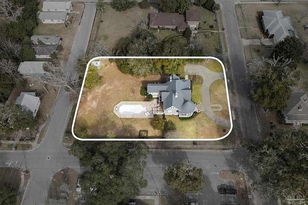 0.76 Acres of Land for Sale in Pensacola, Florida