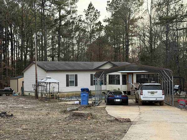 2 Acres of Land with Home for Sale in Paragould, Arkansas