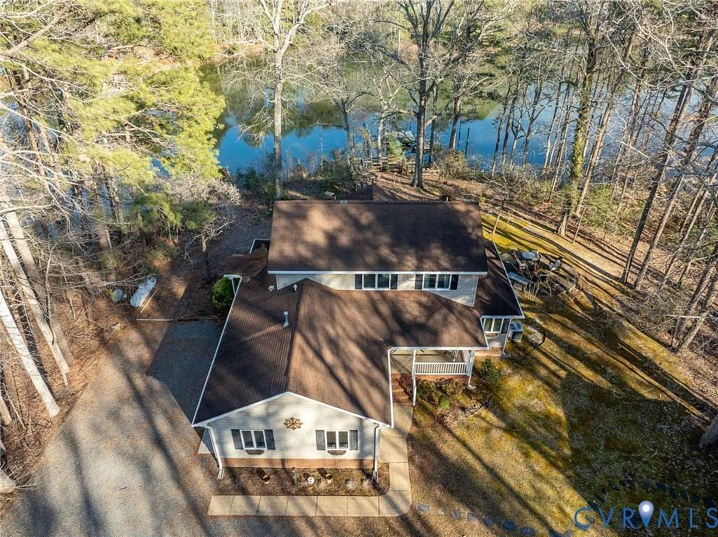 1.55 Acres of Land with Home for Sale in Hartfield, Virginia