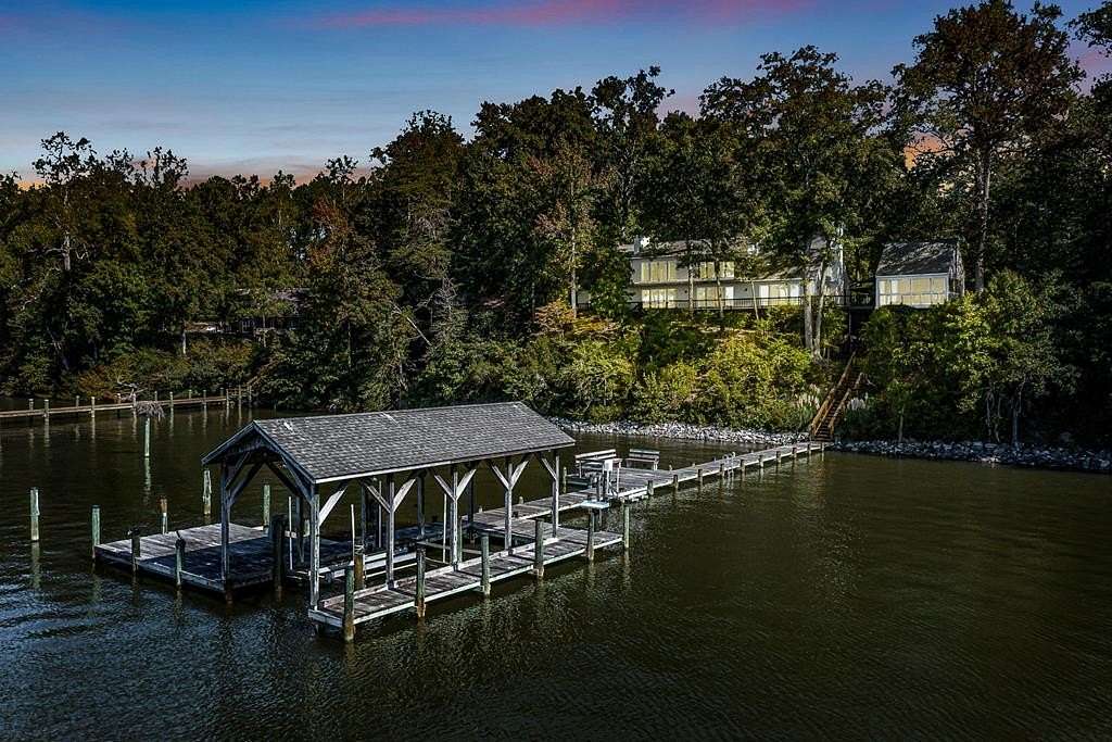 2.22 Acres of Land with Home for Sale in Hartfield, Virginia