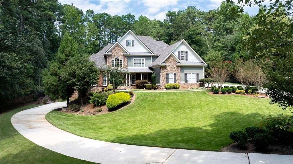 1.56 Acres of Land with Home for Sale in Acworth, Georgia