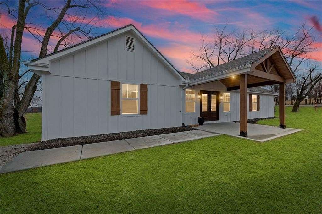 1.58 Acres of Land with Home for Sale in Faucett, Missouri