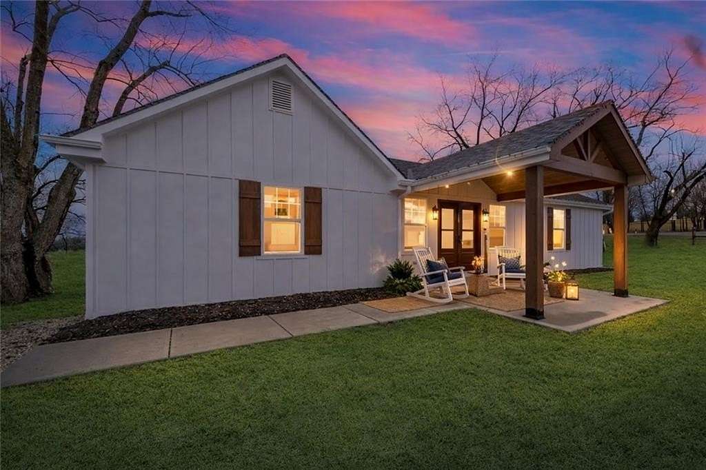 1.58 Acres of Land with Home for Sale in Faucett, Missouri