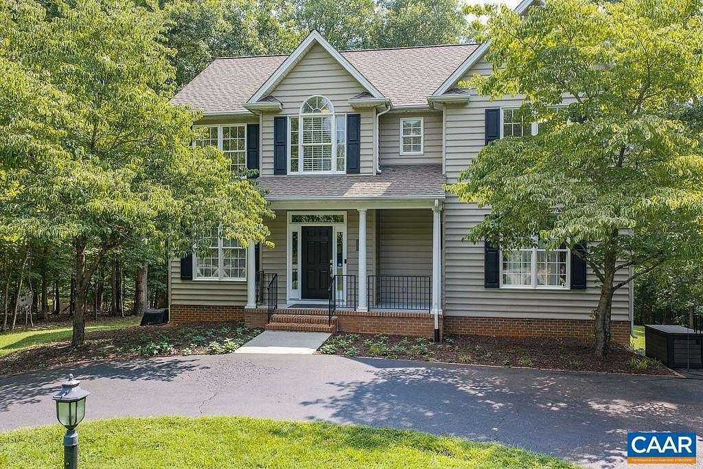 3.46 Acres of Land with Home for Sale in Palmyra, Virginia