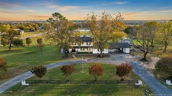 7.59 Acres of Land with Home for Sale in Durant, Oklahoma