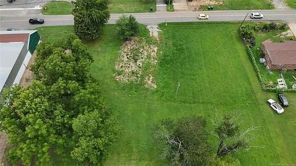 2.25 Acres of Commercial Land for Sale in Tahlequah, Oklahoma