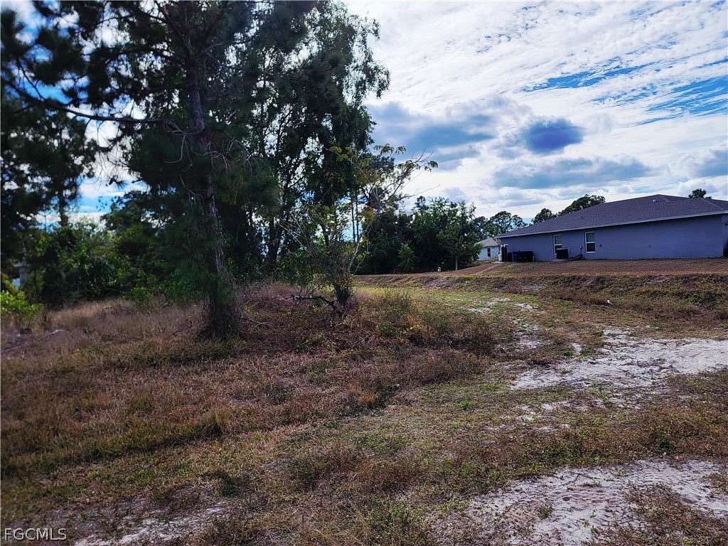0.25 Acres of Residential Land for Sale in Lehigh Acres, Florida
