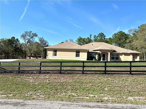 2.79 Acres of Land with Home for Sale in Beverly Hills, Florida