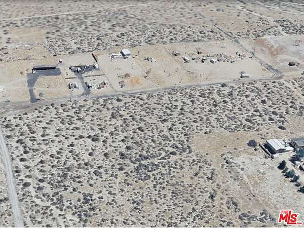 0.91 Acres of Land for Sale in Littlerock, California