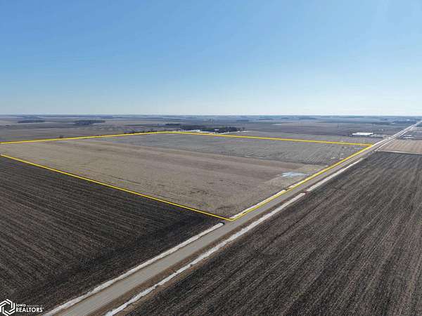 123 Acres of Agricultural Land for Auction in Delavan, Minnesota