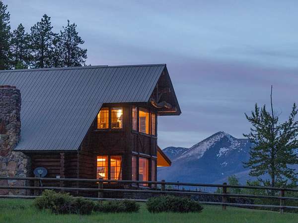 480 Acres of Land for Sale in Condon, Montana