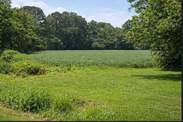11.1 Acres of Land for Sale in Humboldt, Tennessee