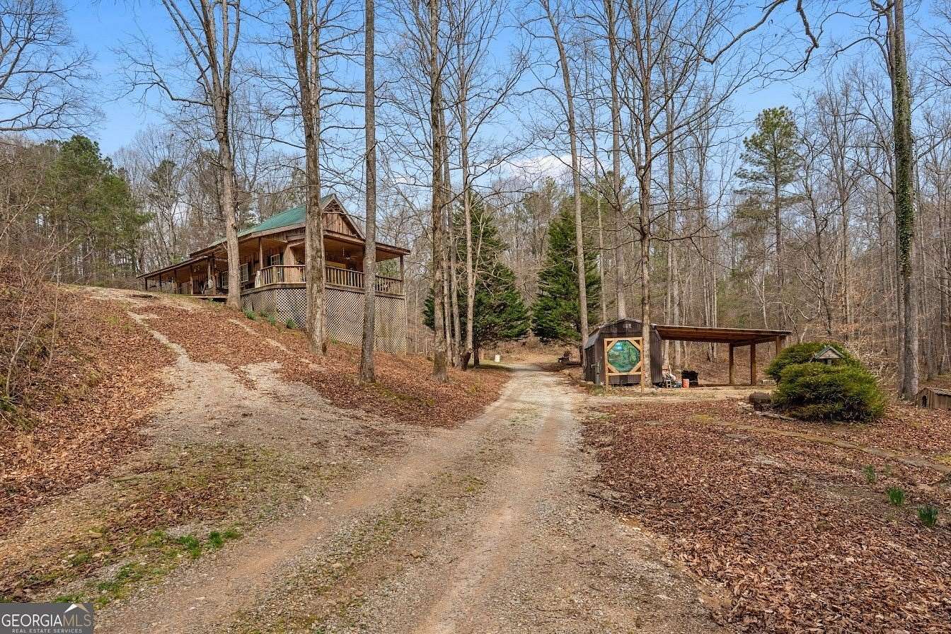 12 Acres of Recreational Land with Home for Sale in Heflin, Alabama