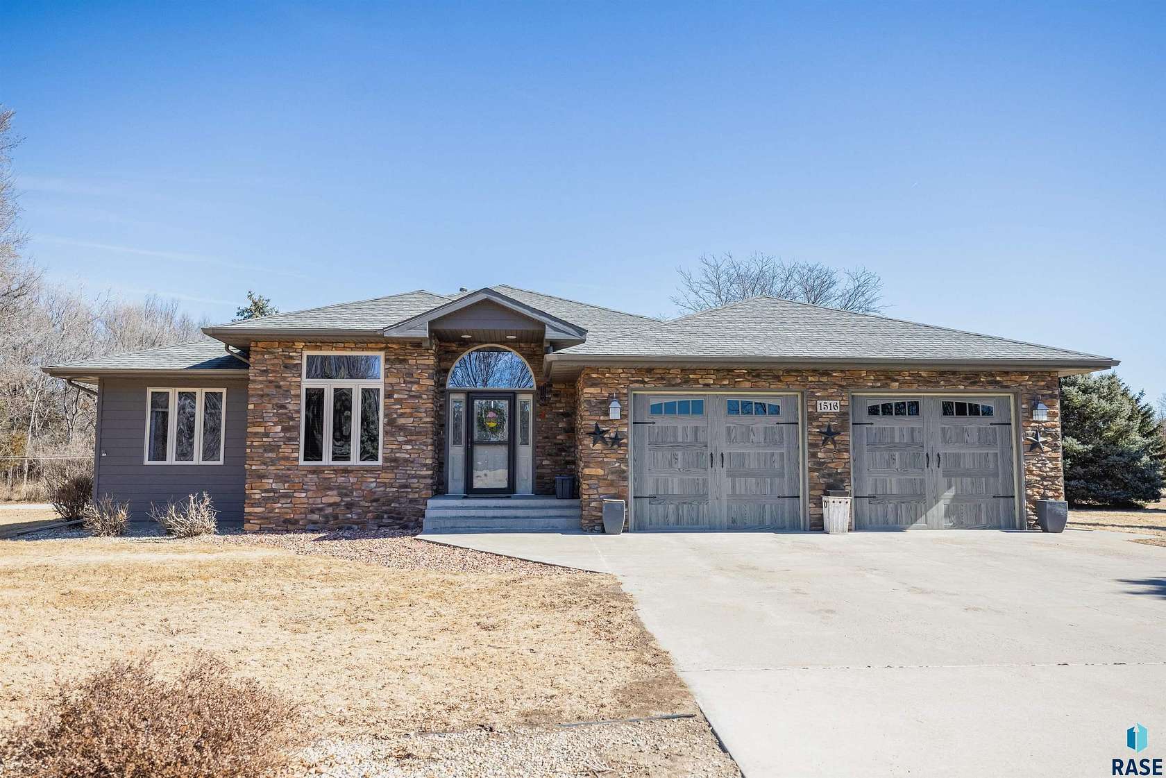 2.5 Acres of Land with Home for Sale in Mitchell, South Dakota