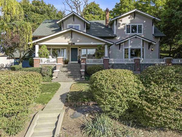 14.9 Acres of Land with Home for Sale in Tekoa, Washington