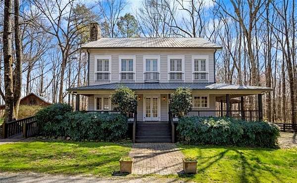 9.38 Acres of Land with Home for Sale in Moreland, Georgia
