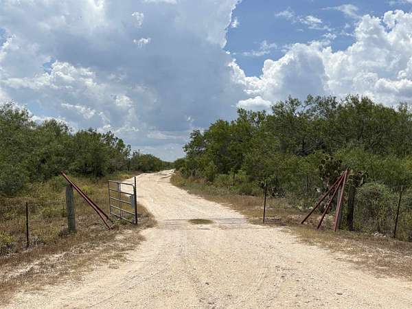 8 Acres of Land for Sale in Falfurrias, Texas
