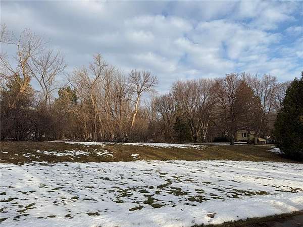 0.5 Acres of Residential Land for Sale in Shorewood, Minnesota