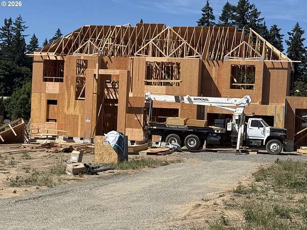 2 Acres of Land with Home for Sale in Wilsonville, Oregon