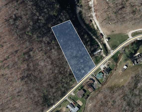 1.57 Acres of Land for Sale in Tomahawk, Kentucky