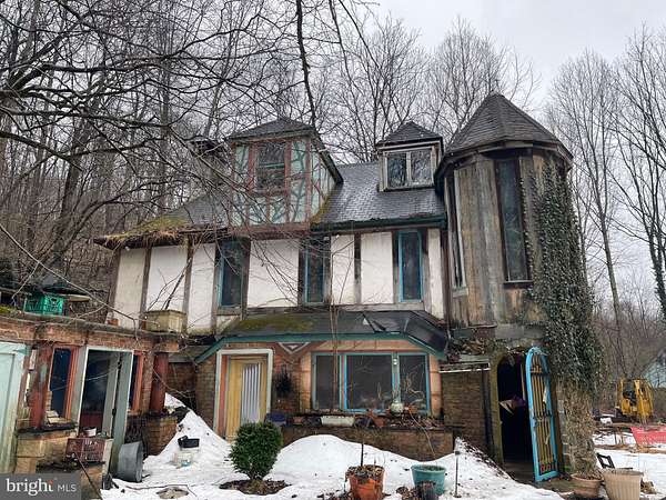 34.3 Acres of Recreational Land with Home for Sale in Mount Airy, Maryland