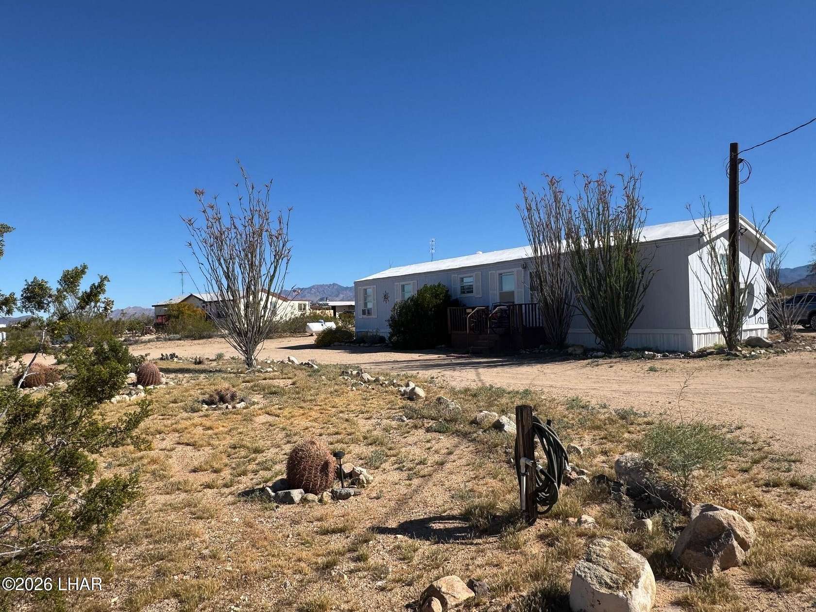 2.1 Acres of Land with Home for Sale in Yucca, Arizona