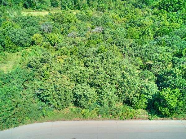 1 Acre of Residential Land for Sale in Edmond, Oklahoma