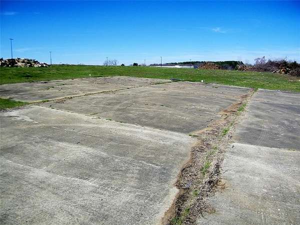 1.12 Acres of Mixed-Use Land for Sale in Idabel, Oklahoma