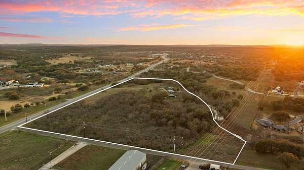 14.8 Acres of Land with Home for Sale in Horseshoe Bay, Texas