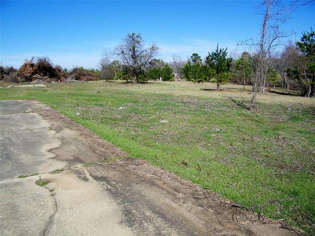 1.12 Acres of Mixed-Use Land for Sale in Idabel, Oklahoma