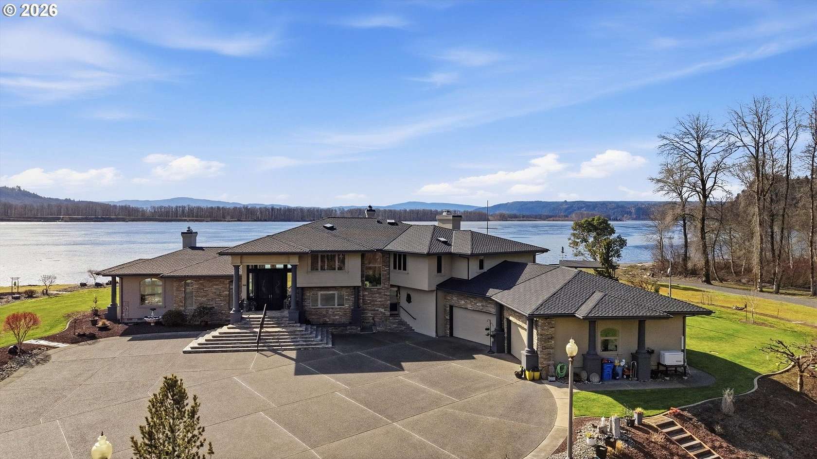 16.8 Acres of Recreational Land with Home for Sale in Longview, Washington