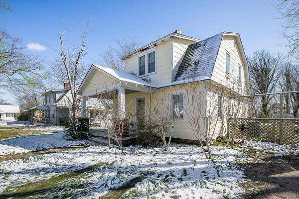 0.46 Acres of Land with Home for Auction in Cookeville, Tennessee