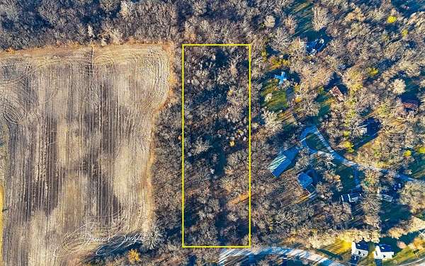 9.15 Acres of Residential Land for Sale in Crystal Lake, Illinois