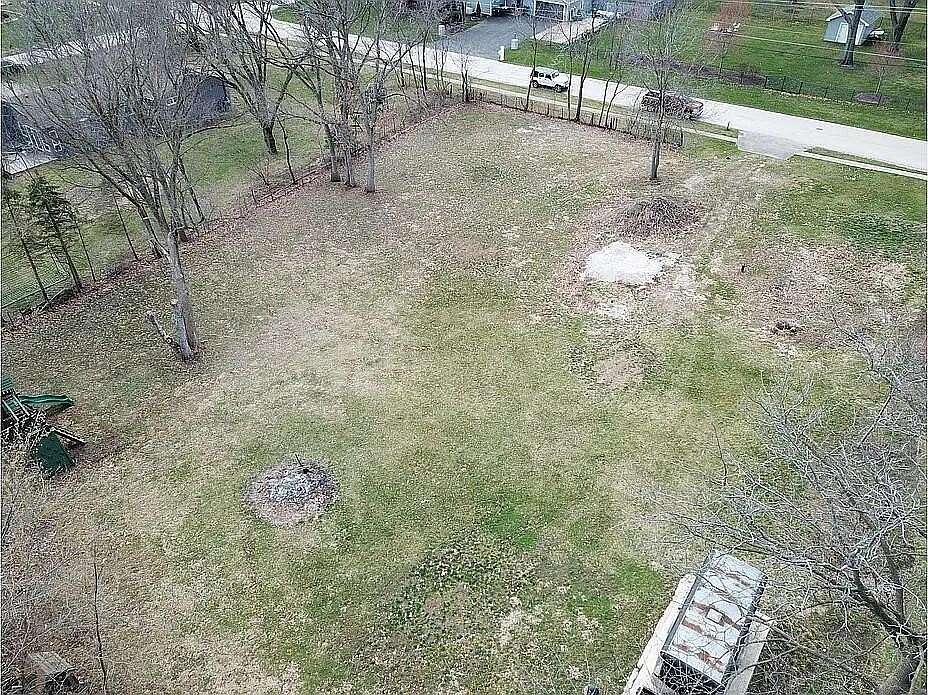 0.69 Acres of Residential Land for Sale in Warrenville, Illinois